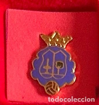 Sammelleidenschaft Sport: Pin de futbol del Club FC Font Figuerense - Font de la Figuera - Valencia