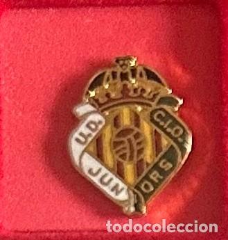 Sammelleidenschaft Sport: Pin de futbol del Club UD Juniors Cio - Valencia