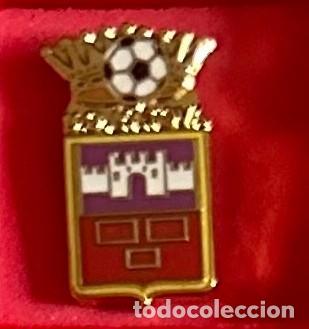 Sammelleidenschaft Sport: Pin de futbol del Club UD yatova - Valencia