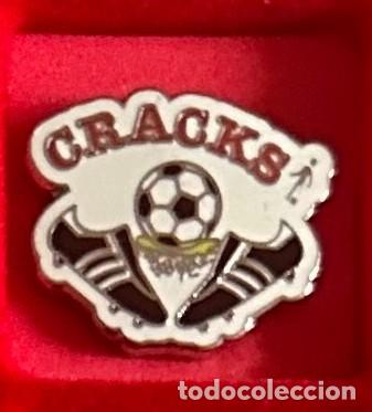 Sammelleidenschaft Sport: Pin de futbol del Club Cracks CF - Valencia