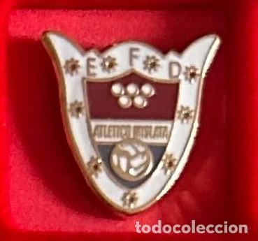 Sammelleidenschaft Sport: Pin de futbol del Club Atletico Mislata - Valencia