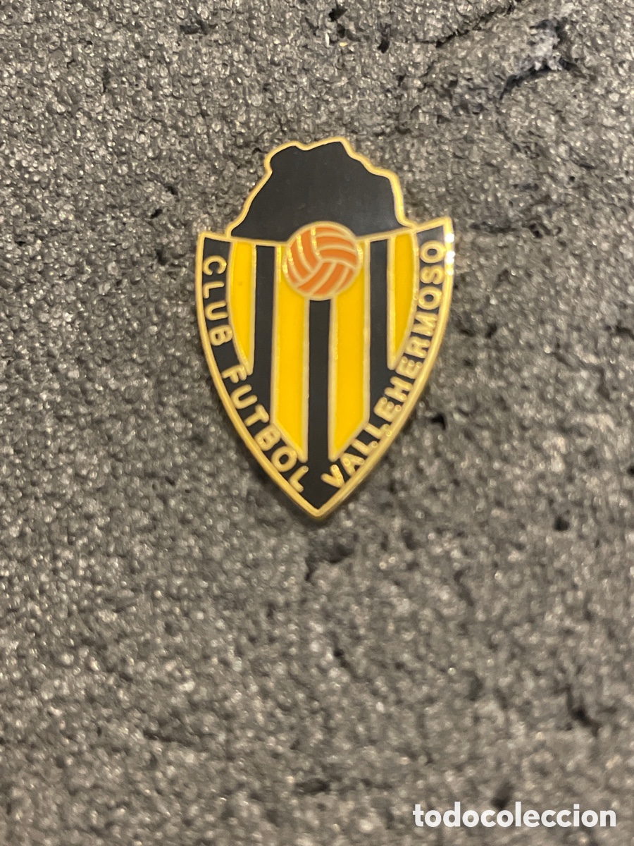 Sammelleidenschaft Sport: Pin 176 C.F. VALLEHERMOSO - Vallehermoso (La Gomera)