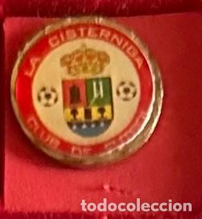 Sammelleidenschaft Sport: Pin de futbol del Club La Cisterniga CF Valladolid