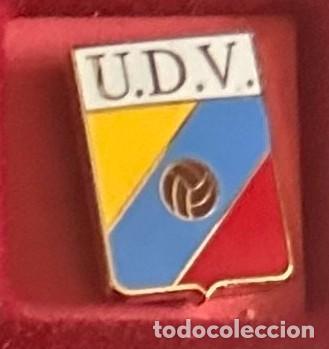 Collectionnisme sportif: Pin de futbol del Club UD Venialbense CD - Venialbo Zamora