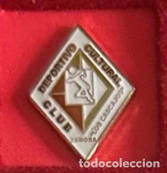 Collectionnisme sportif: Pin de futbol del Club CDc LOs Cascajos Zamora