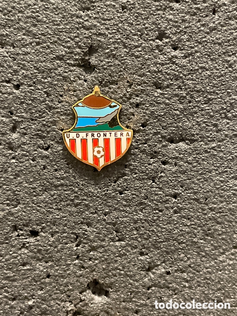 Collectionnisme sportif: Pin 198 U.D. FRONTERA - Frontera (El Hierro)