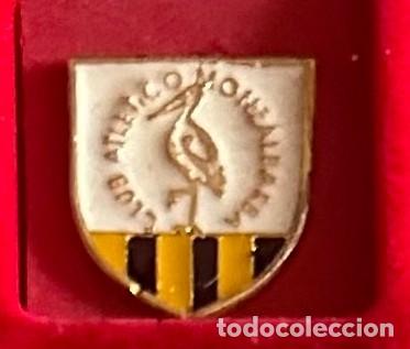 Collectionnisme sportif: Pin de futbol del Club Atletico Monzalbarba Zaragoza