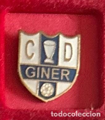Collezionismo sportivo: Pin de futbol del Club Giner Torrero CD Zaragoza