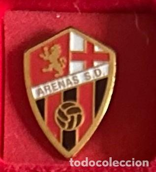 Collezionismo sportivo: Pin de futbol del Club SD Arenas Zaragoza