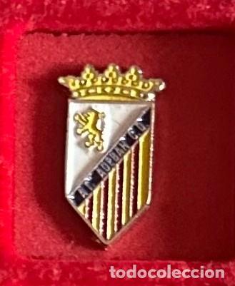 Collezionismo sportivo: Pin de futbol del Club CD Atletico Adeban Zaragoza