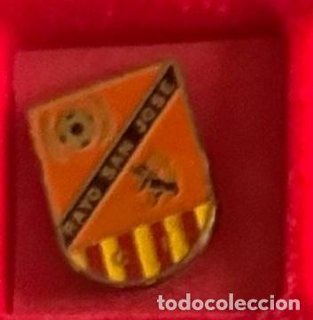 Collectionnisme sportif: Pin de futbol del Club CF Rayo San Jose Zaragoza