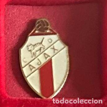 Collectionnisme sportif: Pin de futbol del Club CD Ajax de Julibol Zaragoza