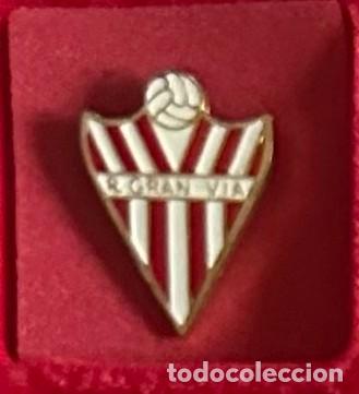 Collectionnisme sportif: Pin de futbol del Club Rayo Gran Via Zaragoza