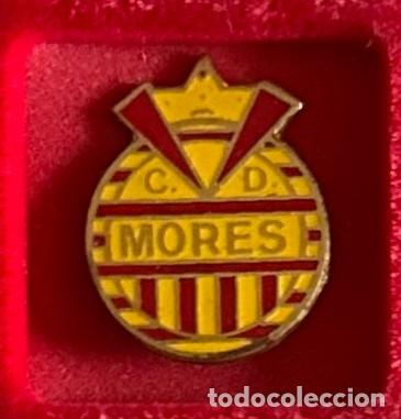 Collectionnisme sportif: Pin de futbol del Club CD Mores Zaragoza