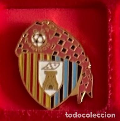 Collectionnisme sportif: Pin de futbol del Club CD Ani&ntilde;on Zaragoza