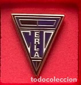 Colecionismo desportivo: Pin de futbol del Club CD Erla Zaragoza