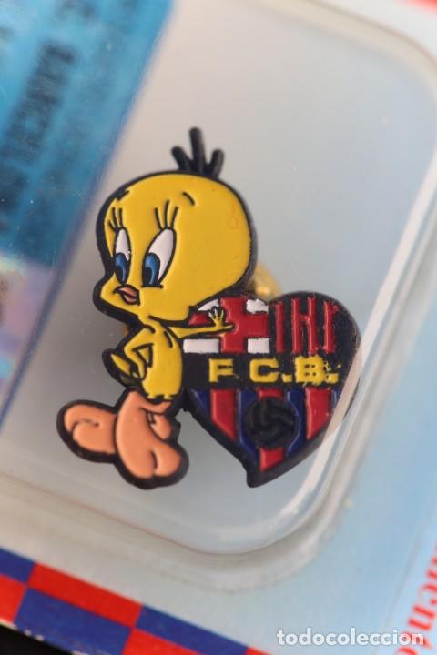 Coleccionismo deportivo: PIN precintado FC BARCELONA. PIOLIN. Coraz&oacute;n escudo. Lineva. Oficial Bar&ccedil;a Warner.