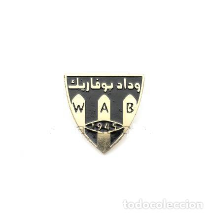 Sammelleidenschaft Sport: Badge Pin football clubs of African - &rdquo; WA Boufarik &rdquo; ALGERIA