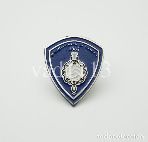 Sammelleidenschaft Sport: Badge Pin football clubs of African - &rdquo; Widad Athletic Tlemcen &rdquo; ALGERIA