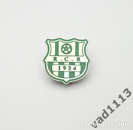 Sammelleidenschaft Sport: Badge Pin football clubs of African - &rdquo; RC Relizane &rdquo; ALGERIA