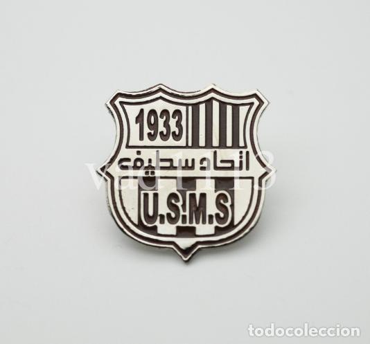 Sammelleidenschaft Sport: Badge Pin football clubs of African - &rdquo; Union Sportive Medina Setif &rdquo; ALGERIA