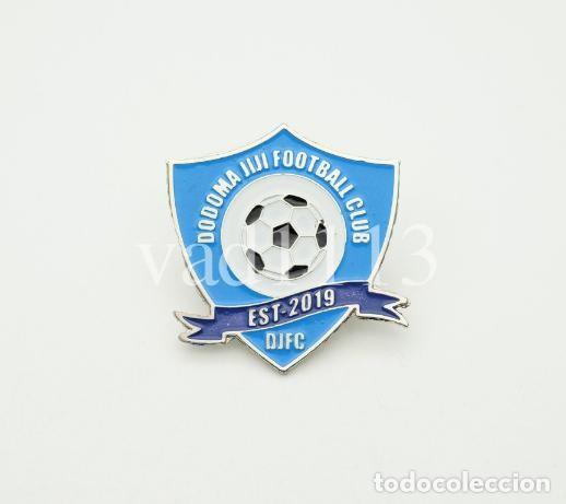 Collezionismo sportivo: Badge Pin football clubs of African - &rdquo; Dodoma Jiji FC &rdquo; TANZANIA