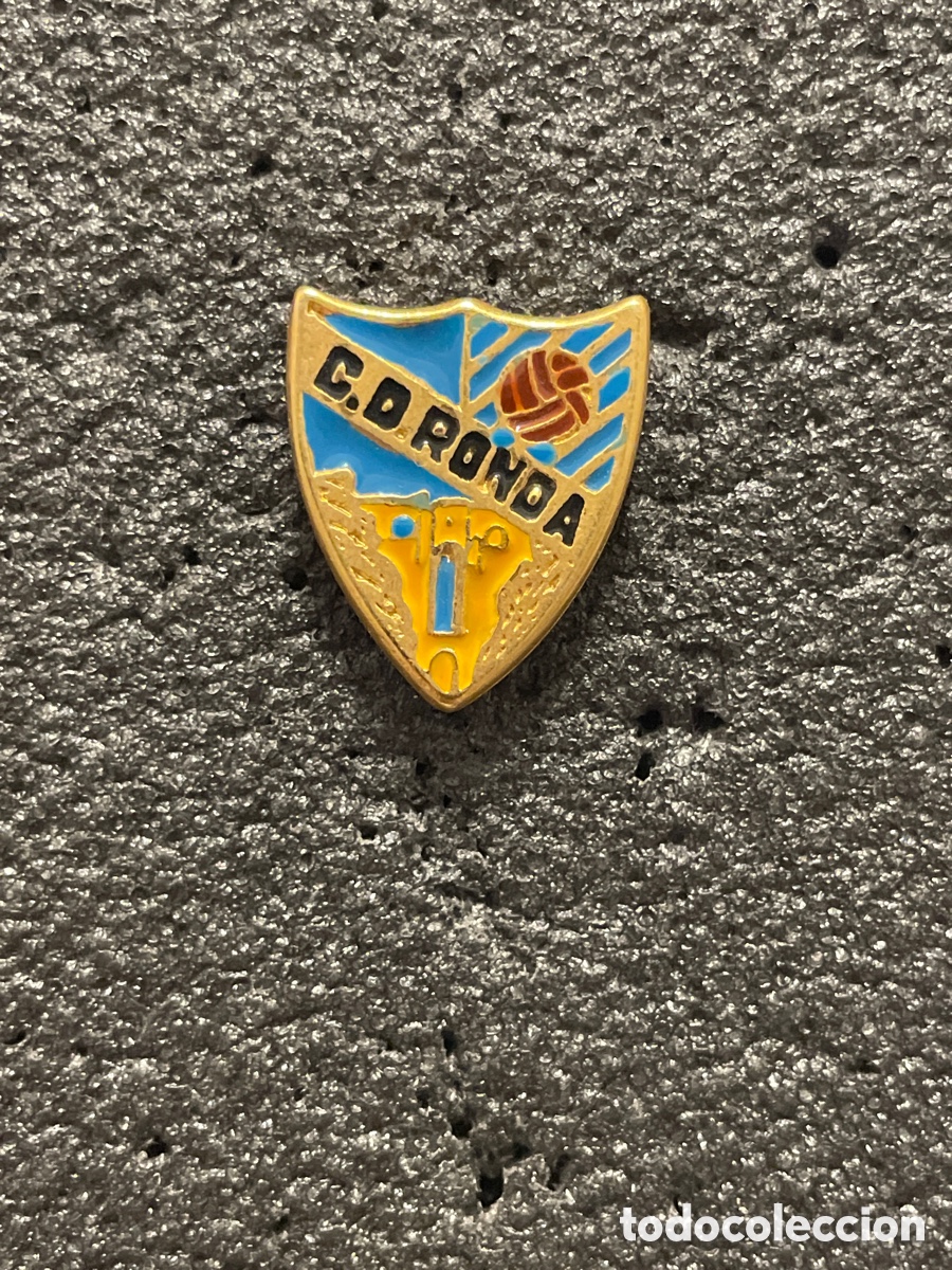 Collezionismo sportivo: Pin 22 C.D. RONDA - Ronda (Malaga)