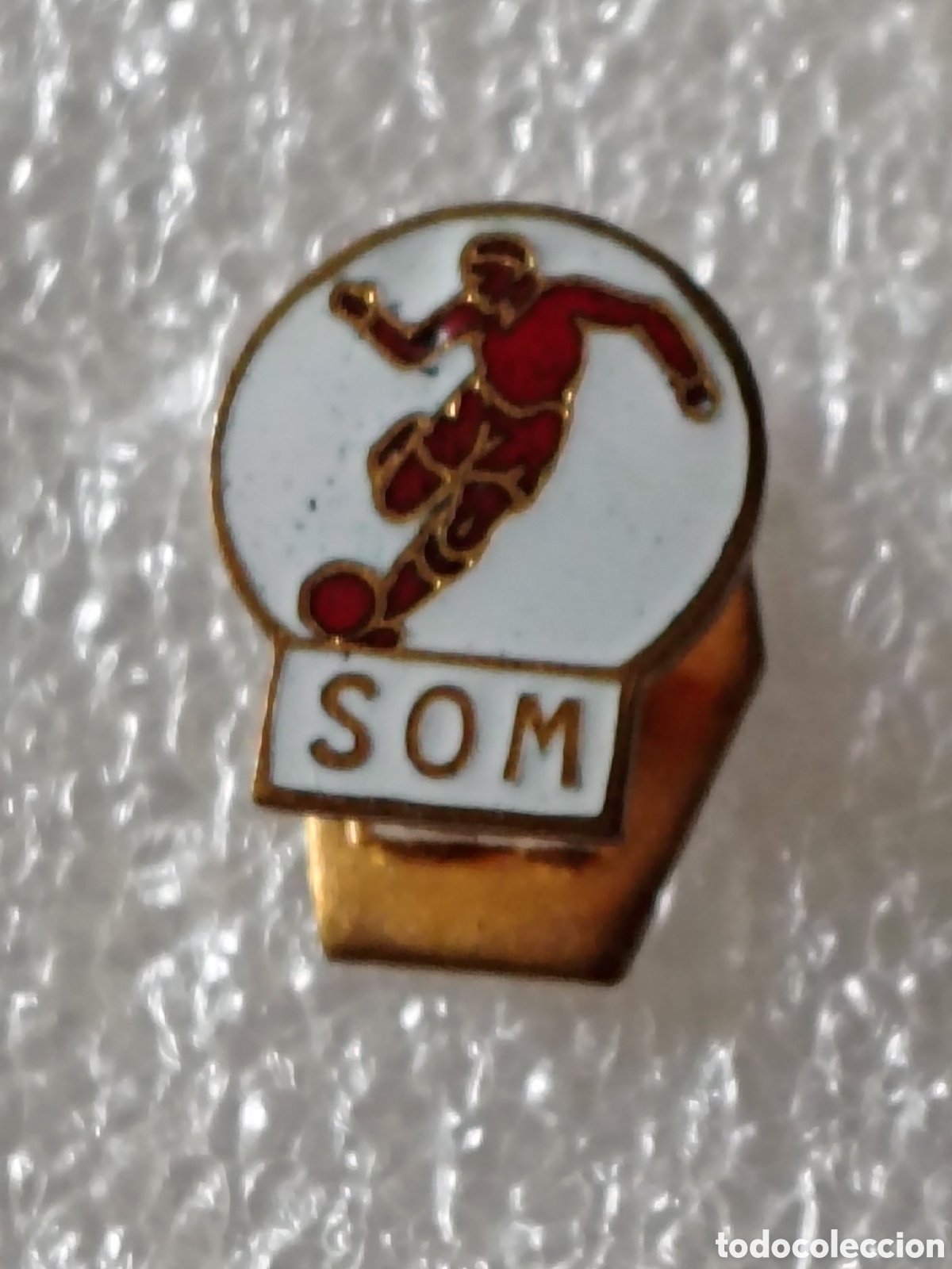 Collectionnisme sportif: PIN F&Uacute;TBOL OJAL, ANTIGUO ESCUDO MONTPELLIER, FRANCIA