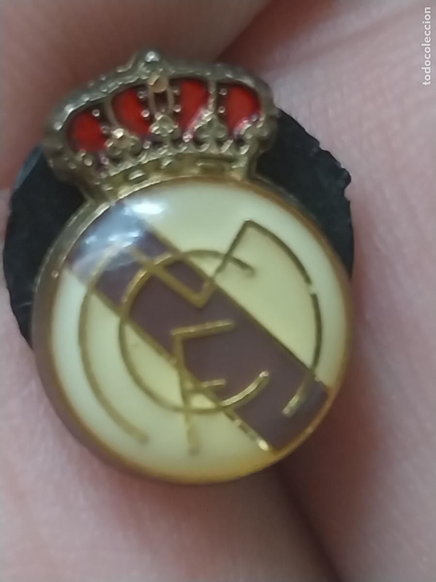 Collectionnisme sportif: REAL MADRID ESCUDO FUTBOL PIN PINCHO 1,3CMS ALTO METAL GOTA ORIGINAL VINTAGE