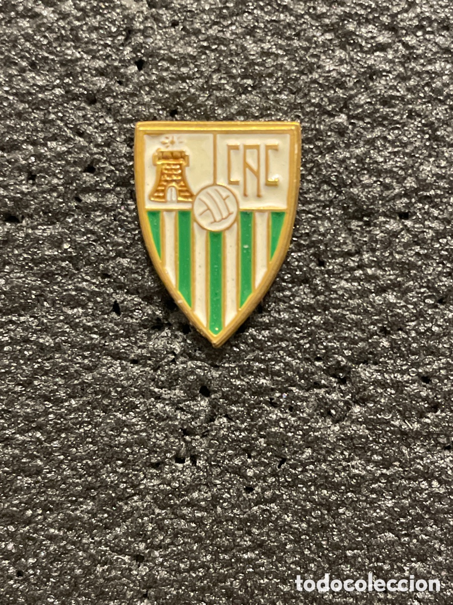 Collezionismo sportivo: Pin 145 CLUB ATLETICO CORTEGANA - Cortegana (Huelva)