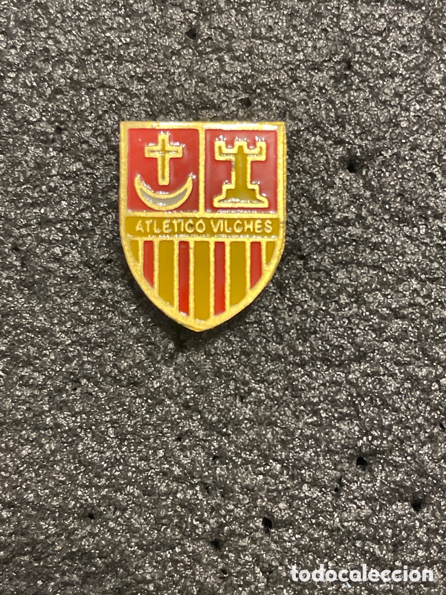 Collezionismo sportivo: Pin 169 ATLETICO VILCHES - Vilches (Ja&eacute;n)