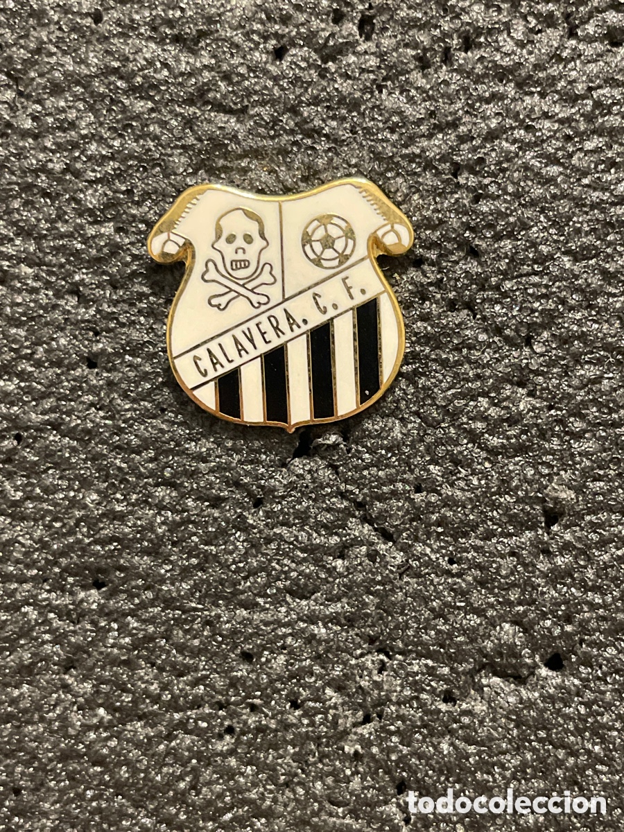 Colecionismo desportivo: Pin 173 CALAVERA C.F. - Sevilla