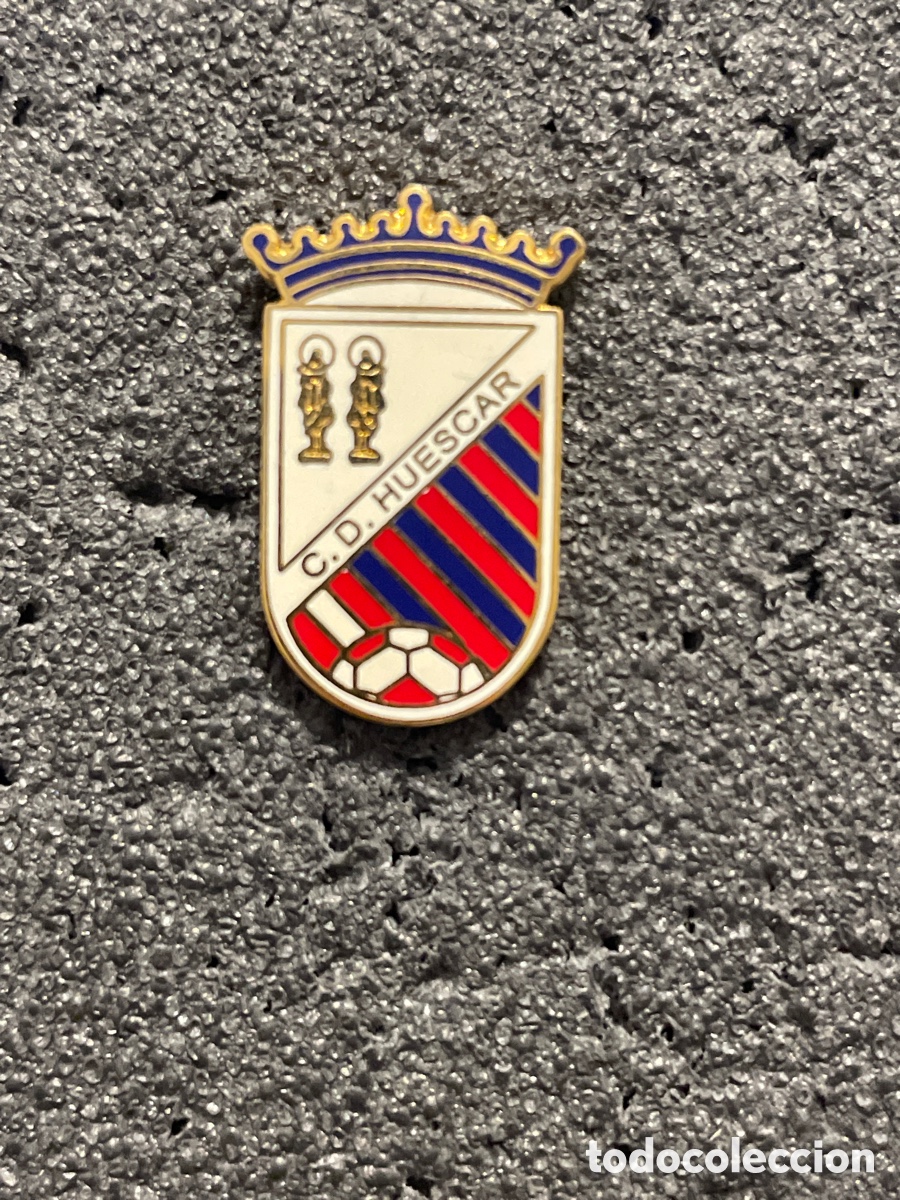 Collezionismo sportivo: Pin 200 C.D. HUESCAR - Huescar (Granada)