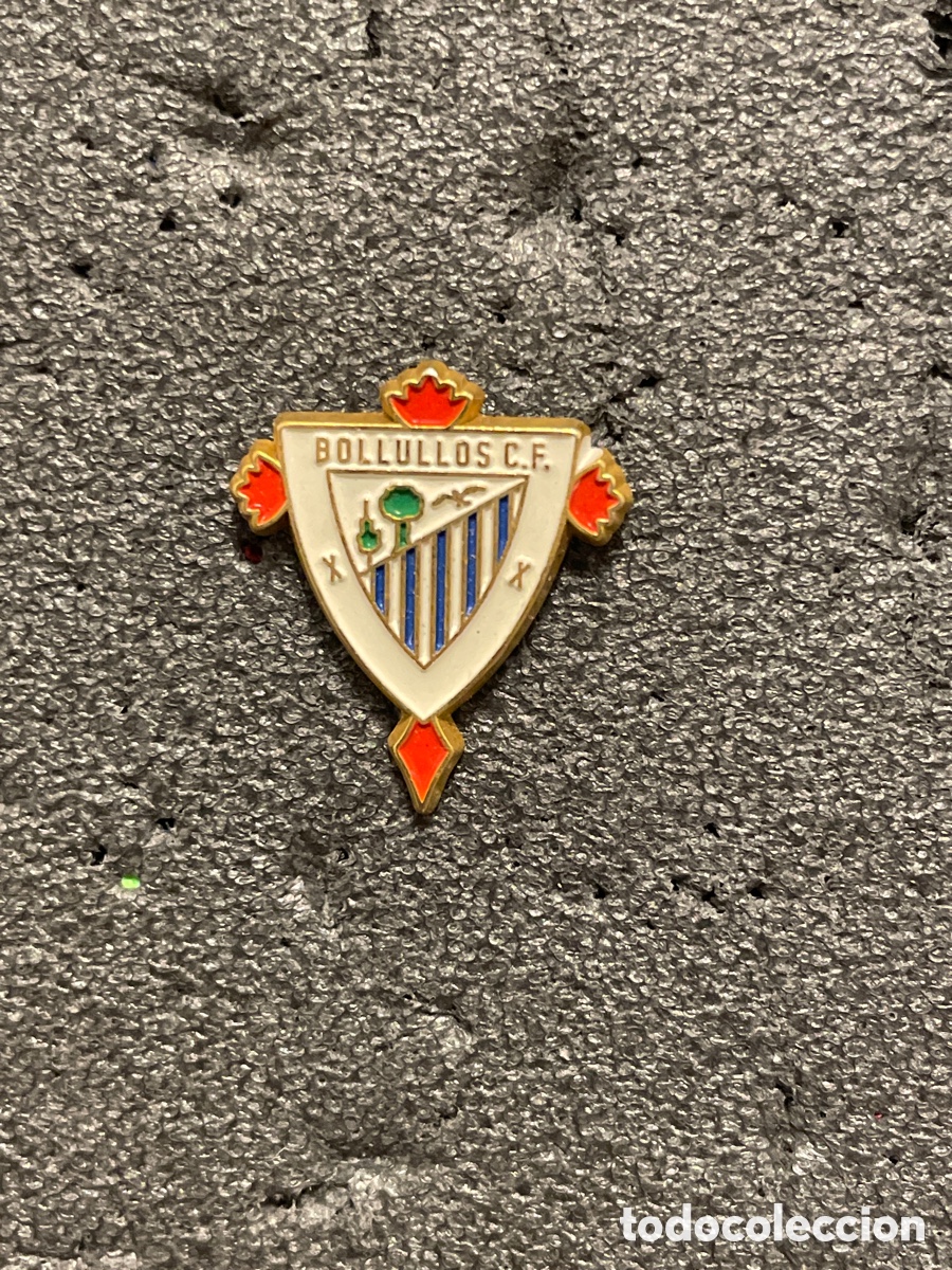 Collezionismo sportivo: Pin 222 BOLLULLOS C.F. - Bollullos del Condado (Huelva)