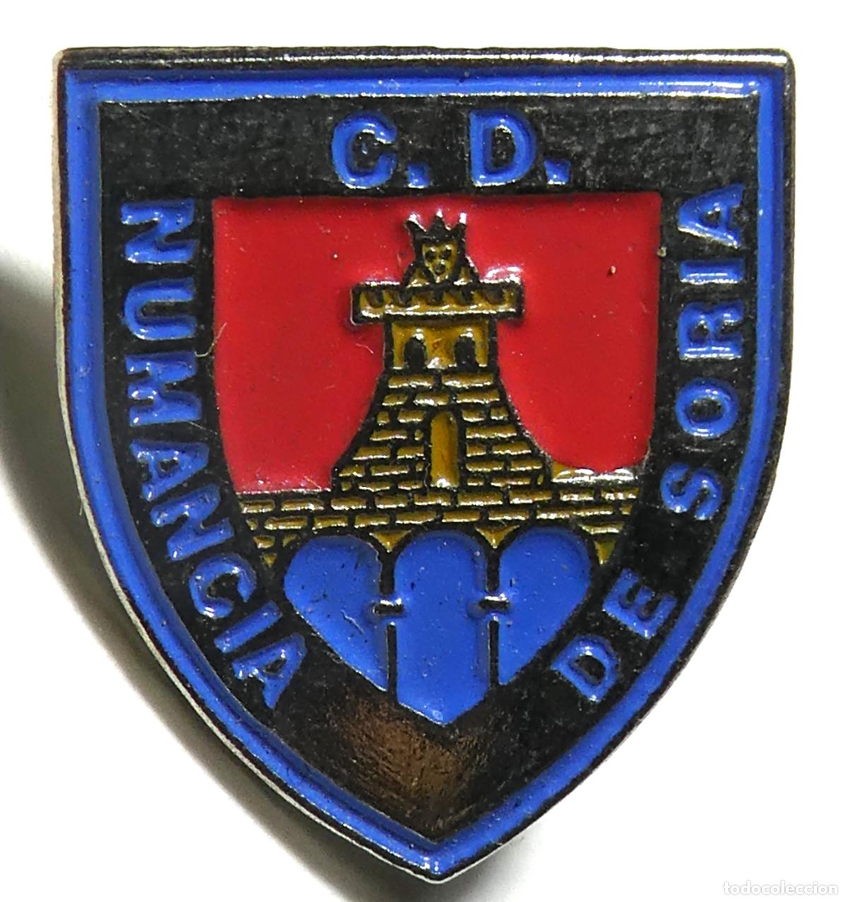 Collezionismo sportivo: Pin F&uacute;tbol CLUB DEPORTIVO NUMANCIA DE SORIA , de pincho