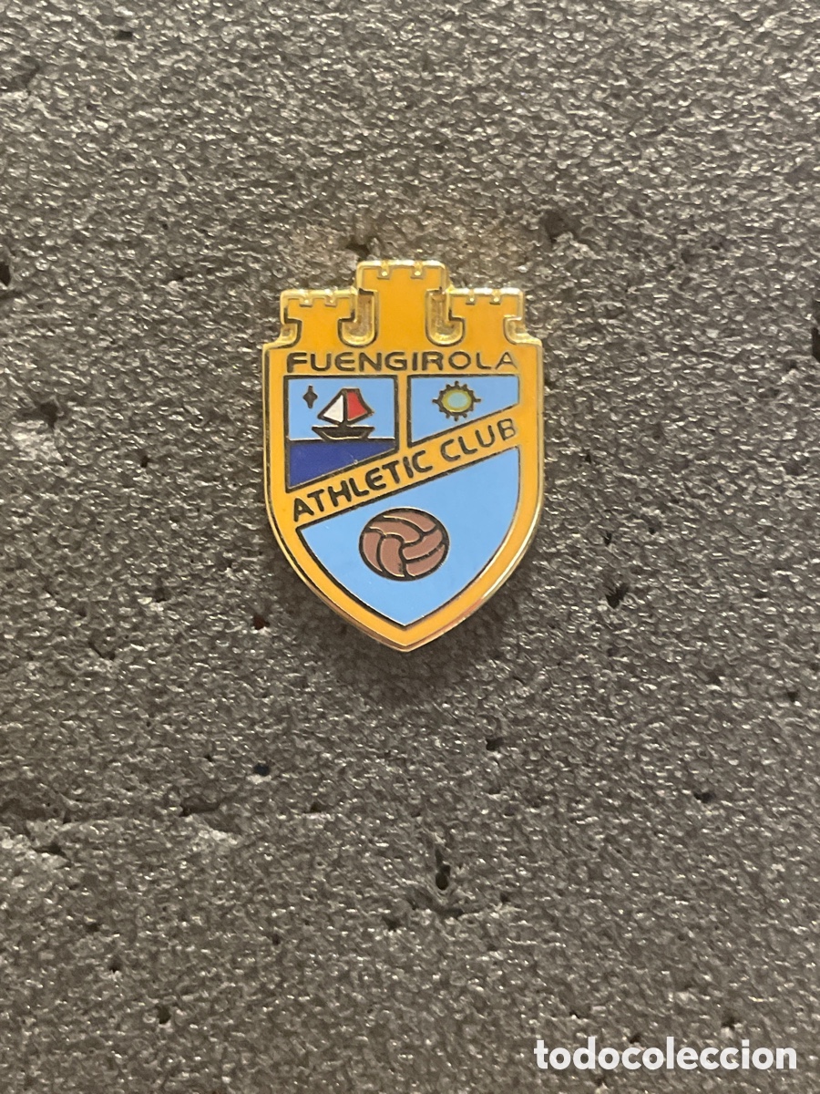 Collezionismo sportivo: Pin 230 ATLETICO CLUB FUENGIROLA - Fuengirola (M&aacute;laga)