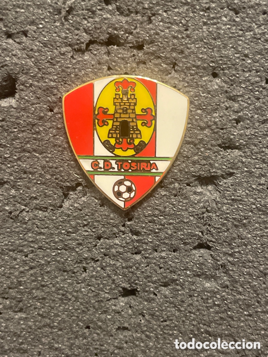 Collectionnisme sportif: Pin 264 C.D. TOSIRIA - Torredonjimeno (Ja&eacute;n)