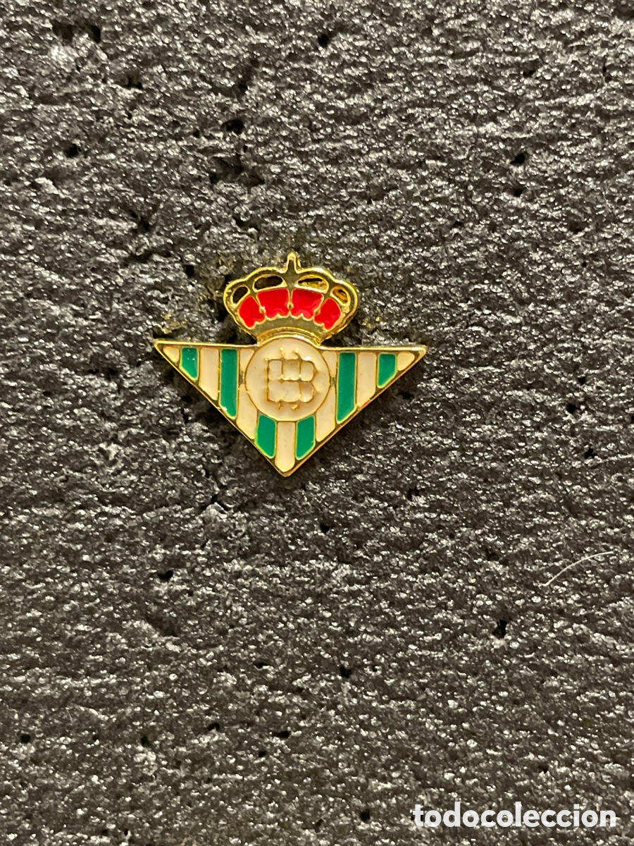 Collectionnisme sportif: Pin 286 REAL BETIS BALOMPIE S.A.D. - Sevilla