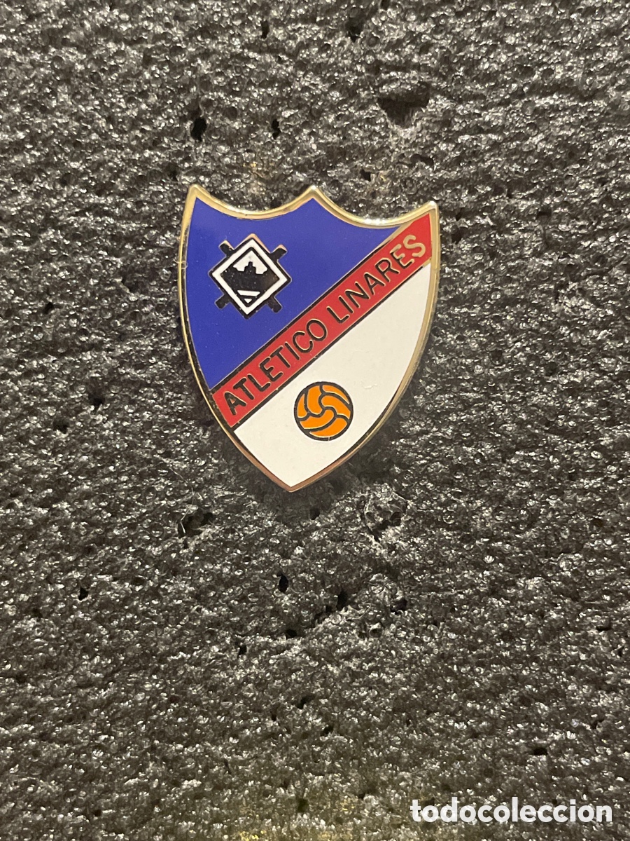 Collezionismo sportivo: Pin 321 ATLETICO LINARES - Linares (Ja&eacute;n)