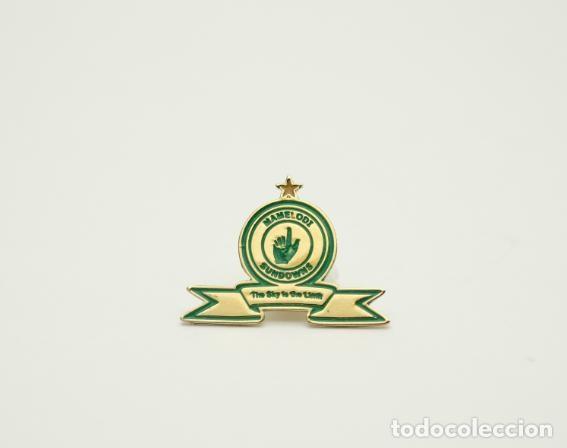 Sammelleidenschaft Sport: Badge Pin football clubs of African - &rdquo; Mamelodi Sundowns FC &rdquo; South Africa