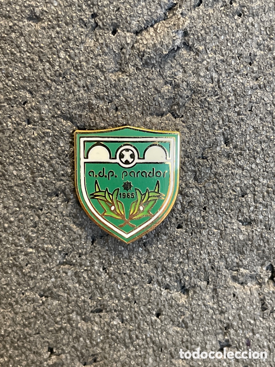 Collectionnisme sportif: Pin 353 A.D. PARADOR - Roquetas de Mar (Almer&iacute;a)