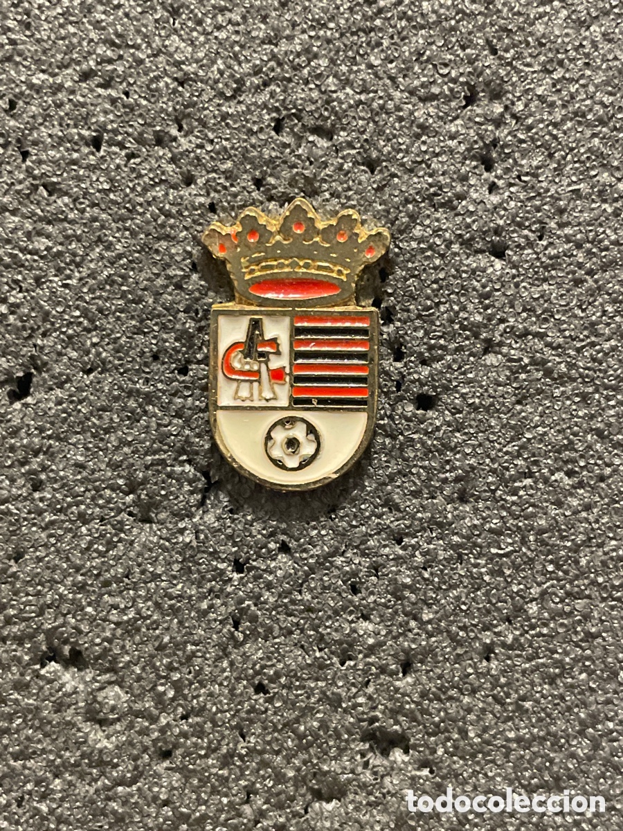 Collectionnisme sportif: Pin 400 ATLETICO ALCALA C.F. - Alcal&aacute; de los Gazules (C&aacute;diz)