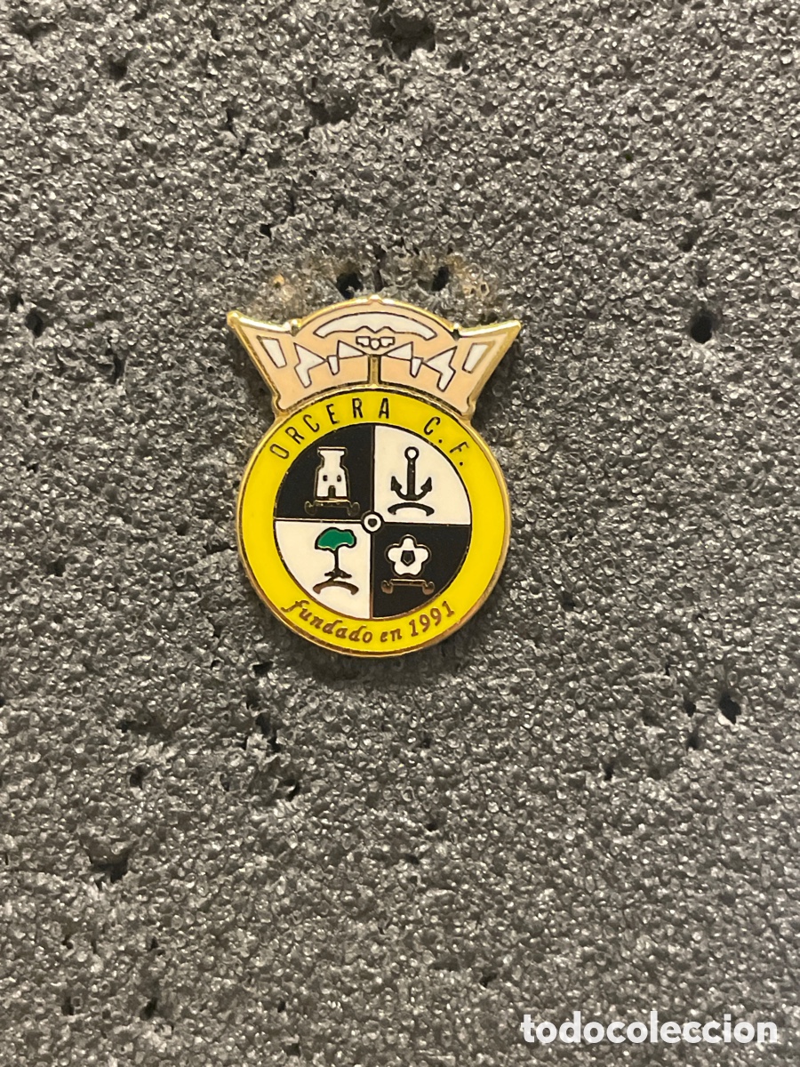 Collezionismo sportivo: Pin 404 ORCERA C.F. - Orcera (Ja&eacute;n)