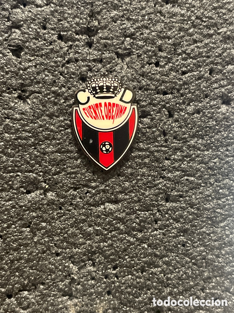Collezionismo sportivo: Pin 425 C.D. FUENTE OBEJUNA - Fuente Obejuna (C&oacute;rdoba)