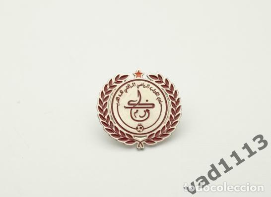 Collezionismo sportivo: Badge Pin football clubs CAF &ndash; &rdquo; Kawkab Athletic Club of Marrakesh &rdquo; Morocco.