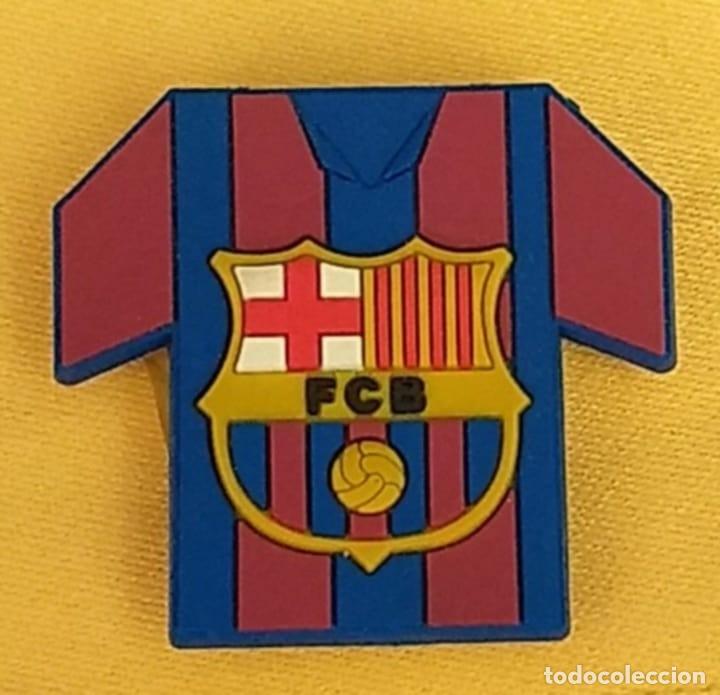 Collezionismo sportivo: IMAN COLECCION FUTBOL CLUB BARCELONA CAMISETA Y ESCUDO
