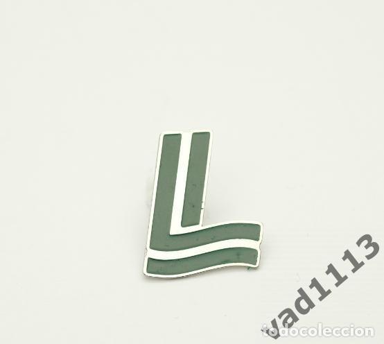 Collezionismo sportivo: Badge Pin: European football clubs Czech Republic - FK Loko Praha