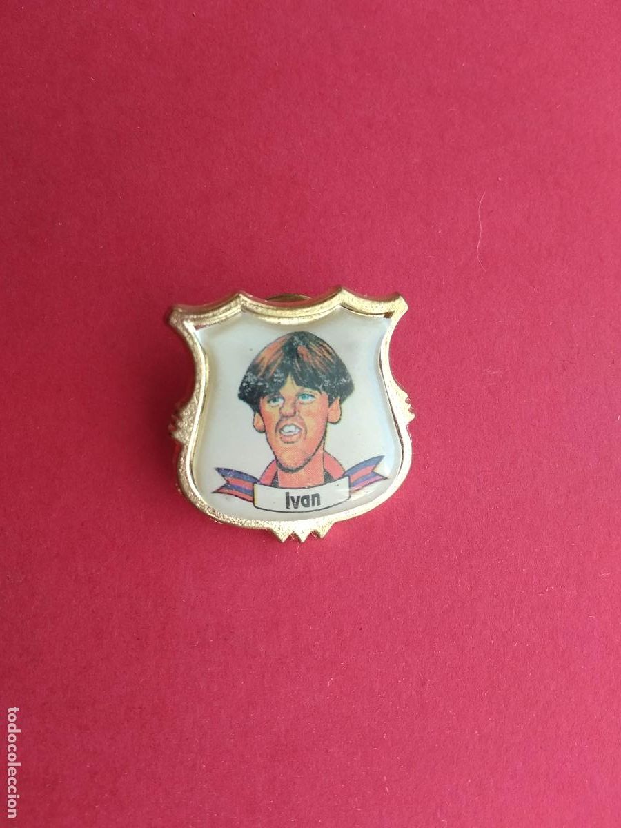 Collectionnisme sportif: PIN CARICATURA EL MUNDO DEPORTIVO FC BARCELONA , IVAN