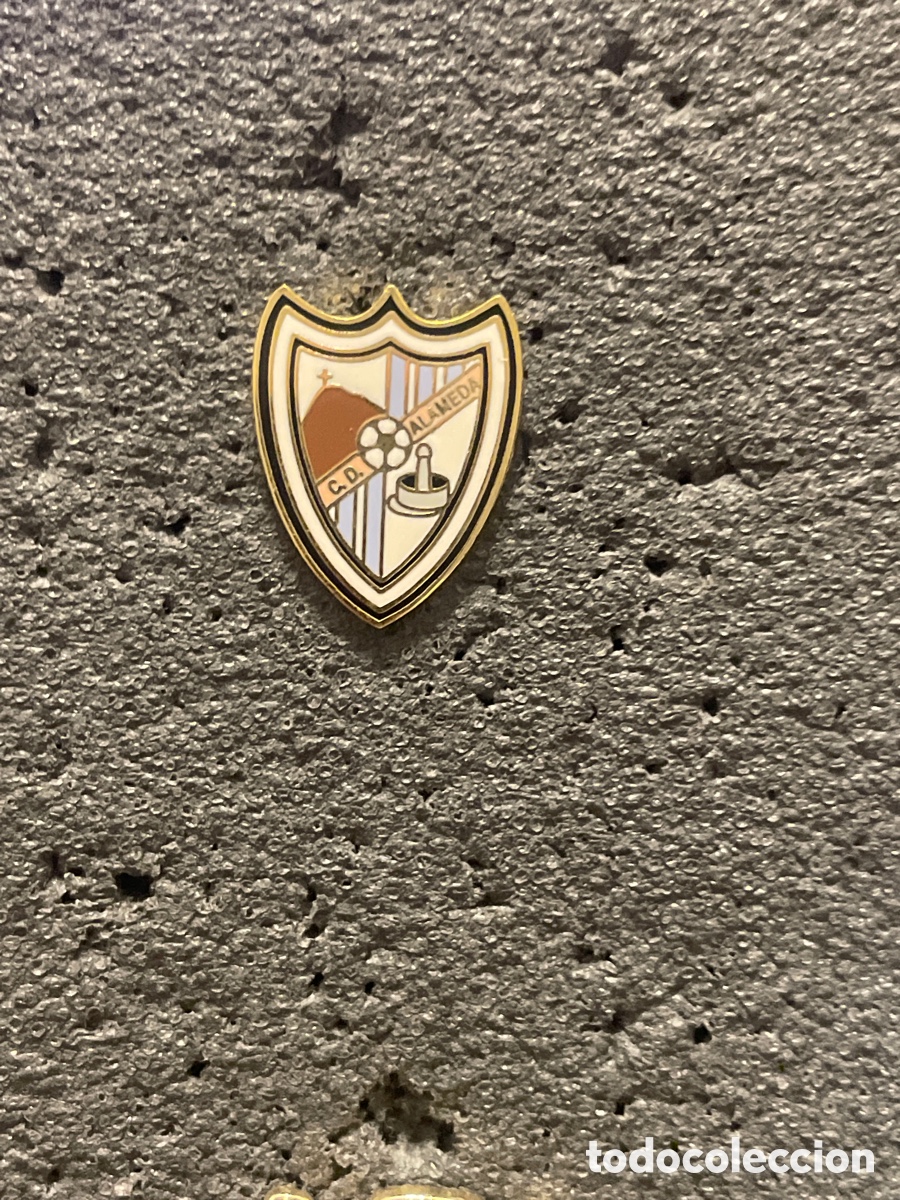 Collezionismo sportivo: Pin 528 C.D. ALAMEDA - Alameda (M&aacute;laga)