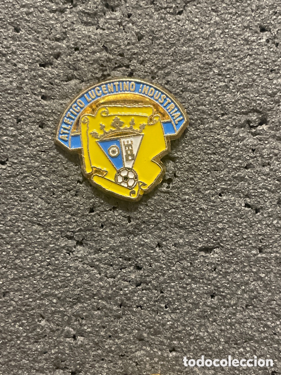 Collezionismo sportivo: Pin 534 ATLETICO LUCENTINO INDUSTRIAL - Lucena (C&oacute;rdoba)